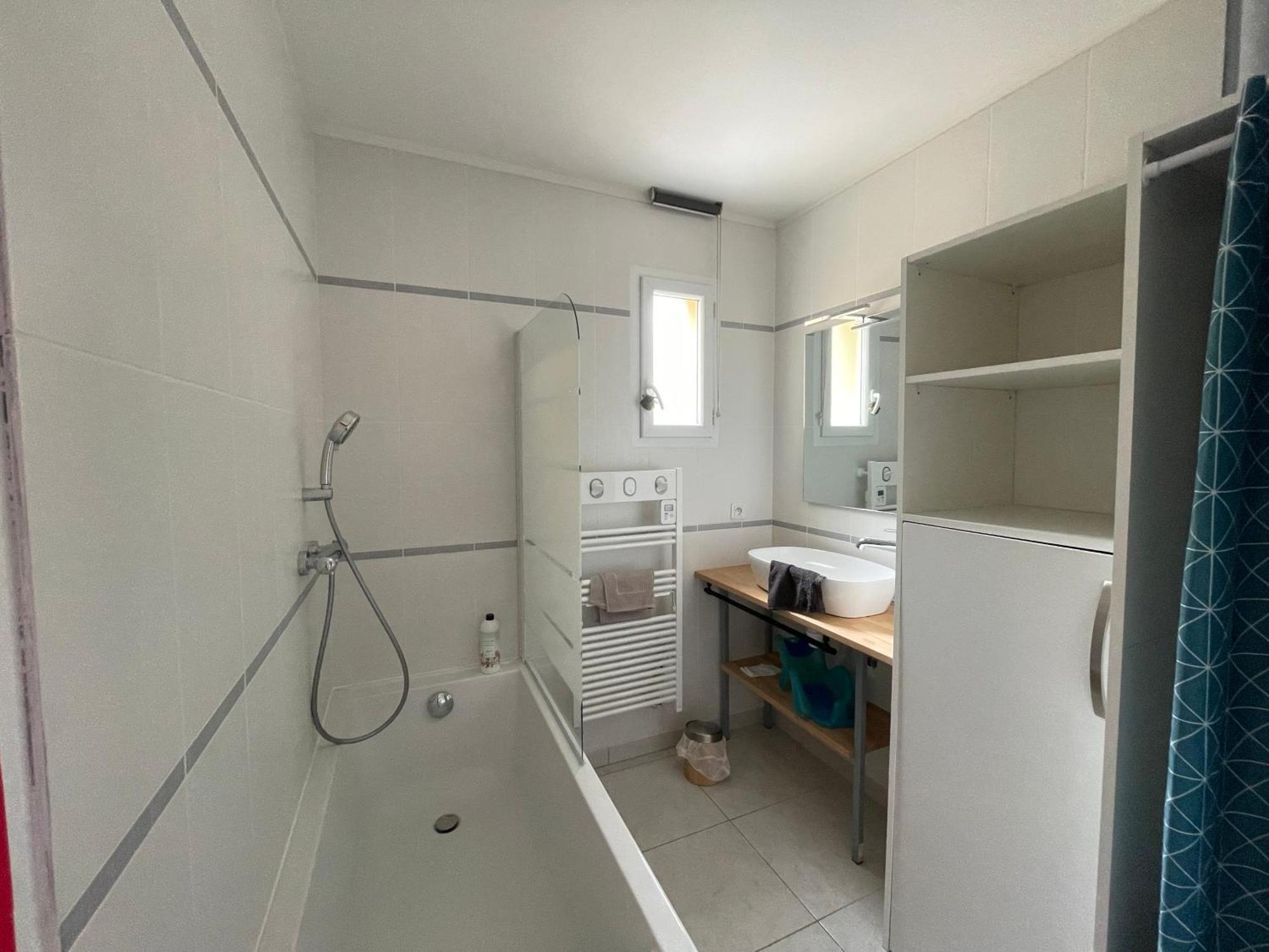 Sweet Omaha Belle Maison Recente Lumineuse Et Cosy Bien Equipee Jardin Clos 15 Mn A Pied Plage Omaha Beach Et Proche De Bayeux & Port En Bessin Saint-Laurent-sur-Mer Buitenkant foto